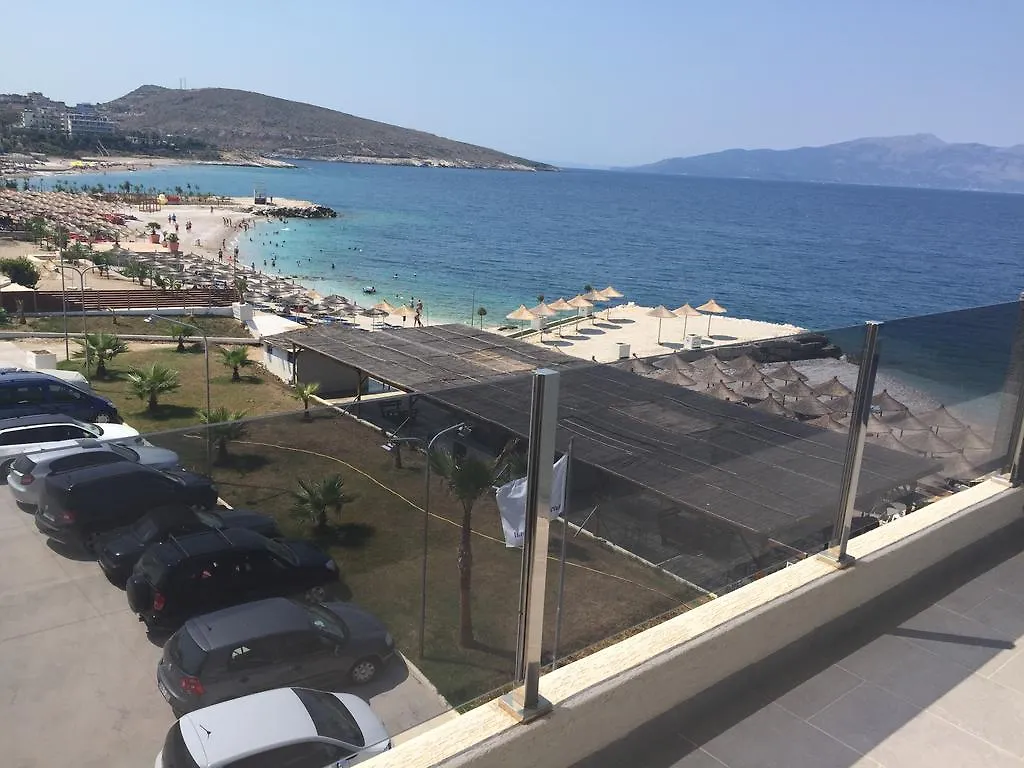 Apartment Mateo Sarande